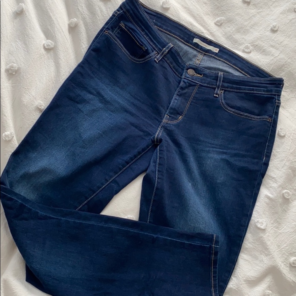 Levi’s 711 Skinny jeans
